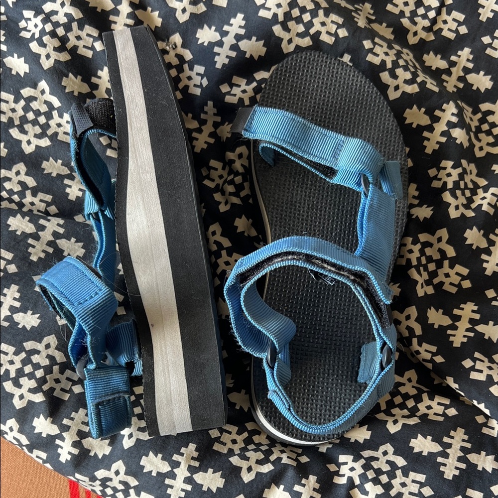 Blue Teva flatform Sandals size 6